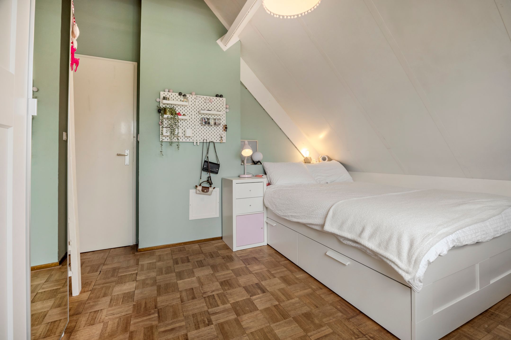 Photo 33 of Courteniusstraat 6