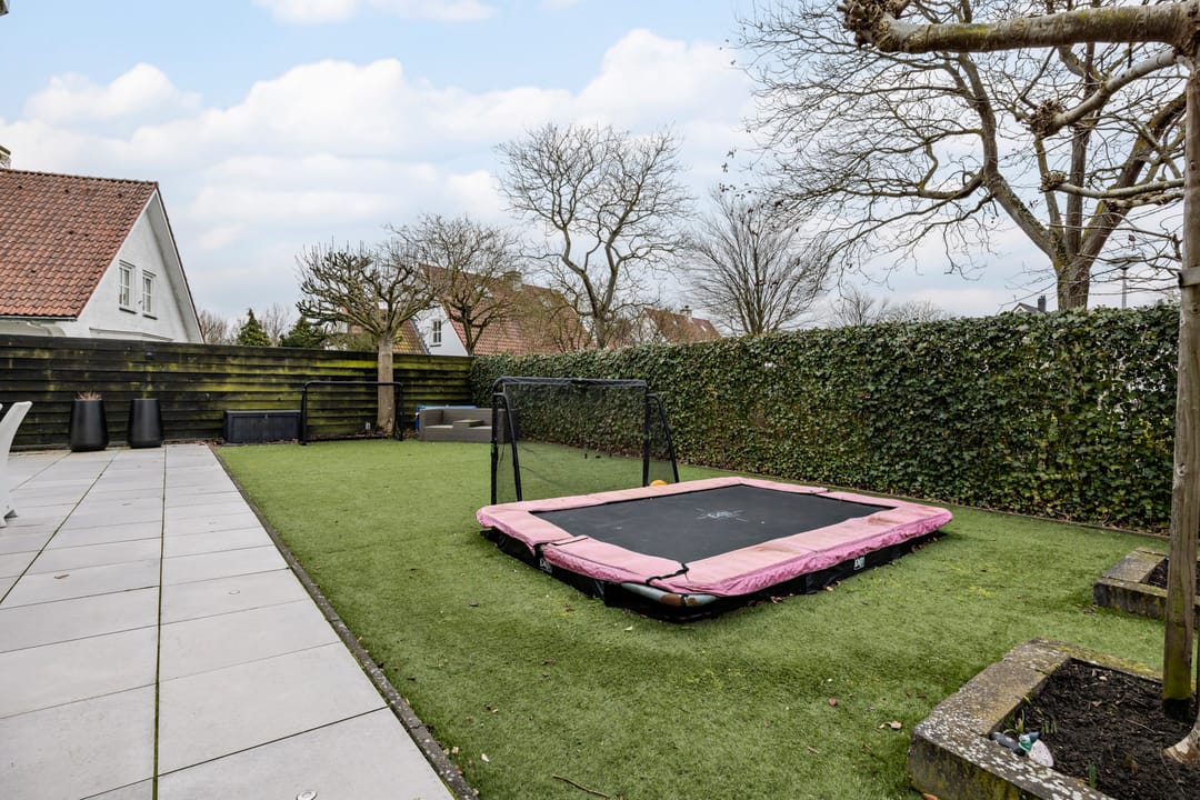 Photo 52 of Courteniusstraat 6