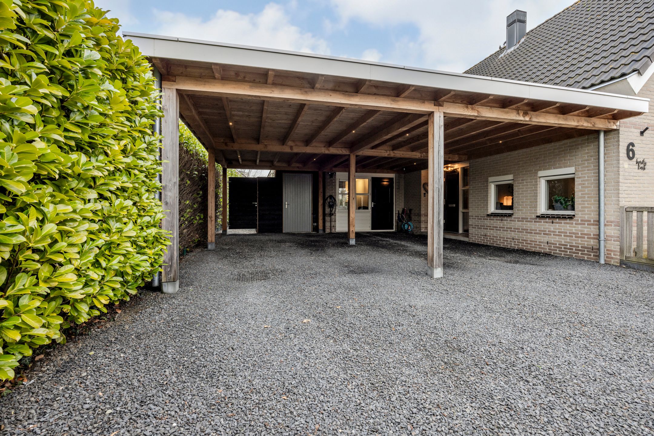 Photo 54 of Courteniusstraat 6