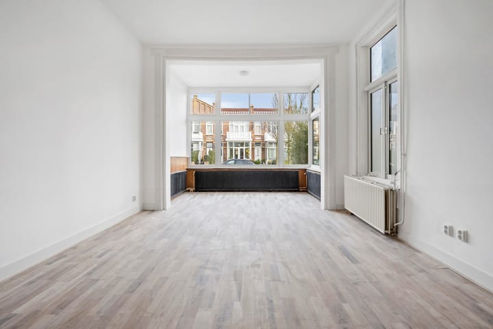 Photo 5 of Haarlemmerstraat 74