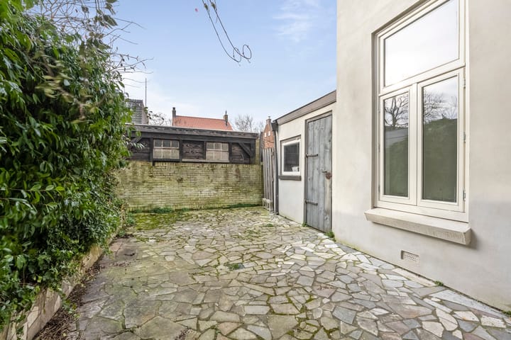 Photo 16 of Haarlemmerstraat 74