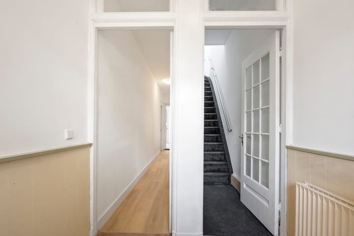 Photo 21 of Haarlemmerstraat 74