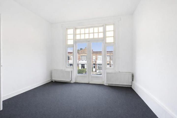 Photo 25 of Haarlemmerstraat 74