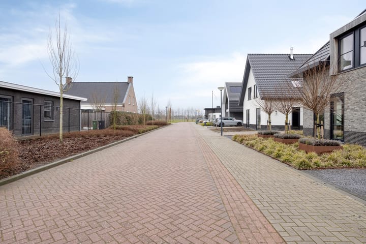 Photo 45 of Louis Pasteurstraat 20