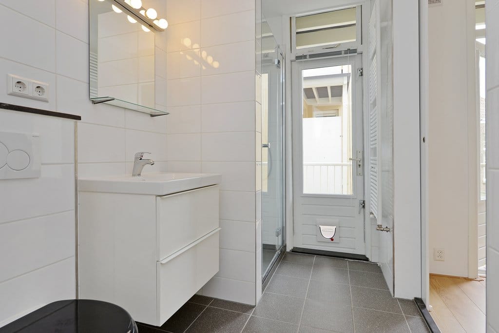 Photo 8 of Van der Hoopstraat 97-2