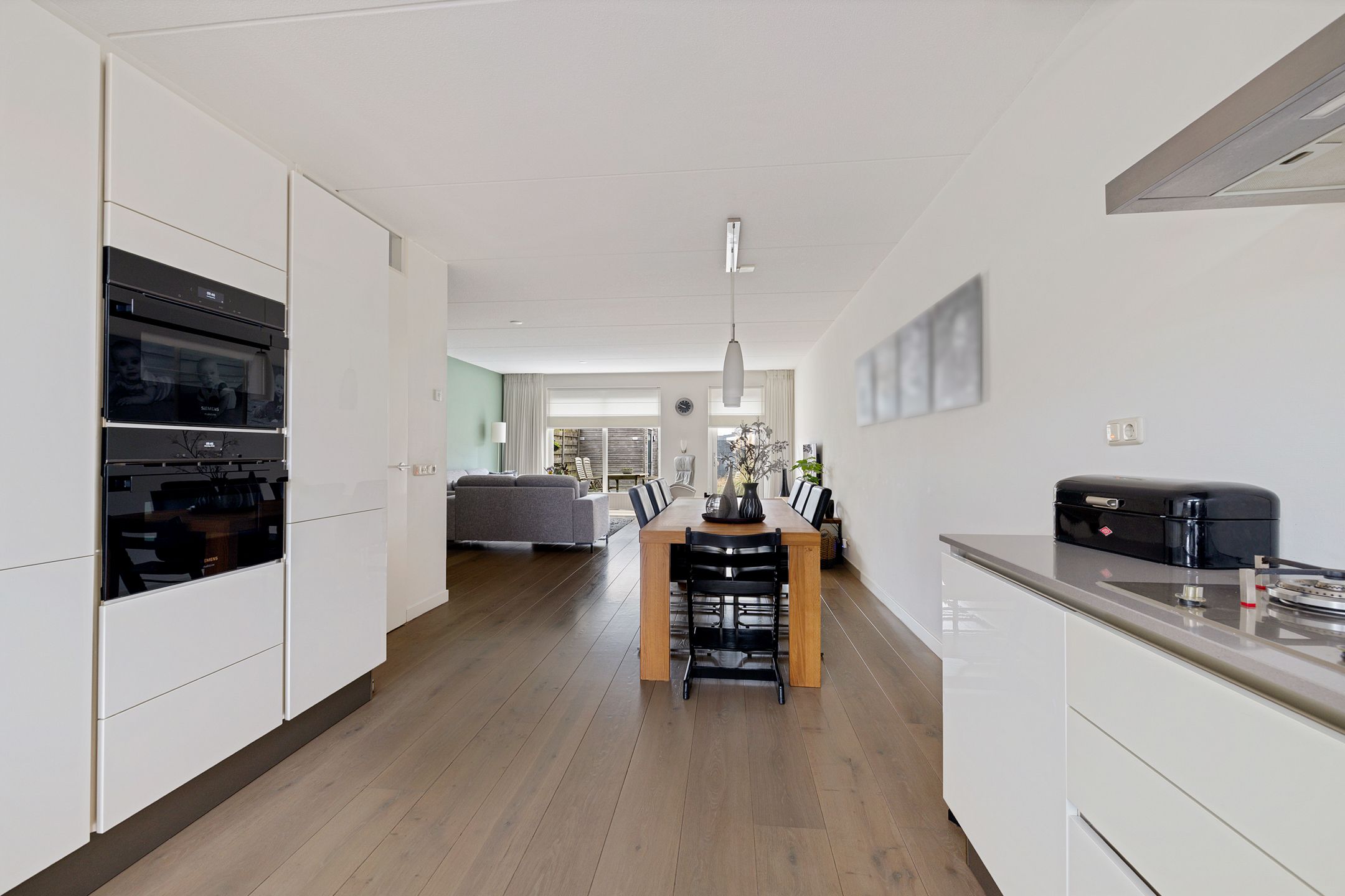 Foto 12 van Domela Nieuwenhuisweg 49