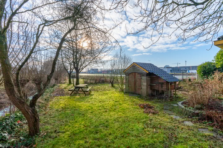 Photo 39 of Oostkanaaldijk 1-B