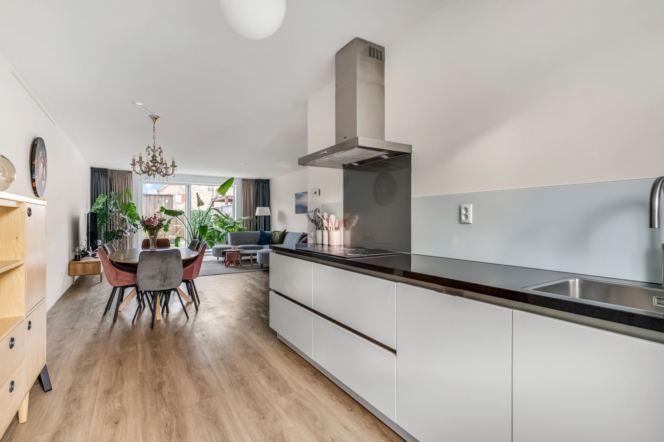 Foto 9 van Oversteek 5