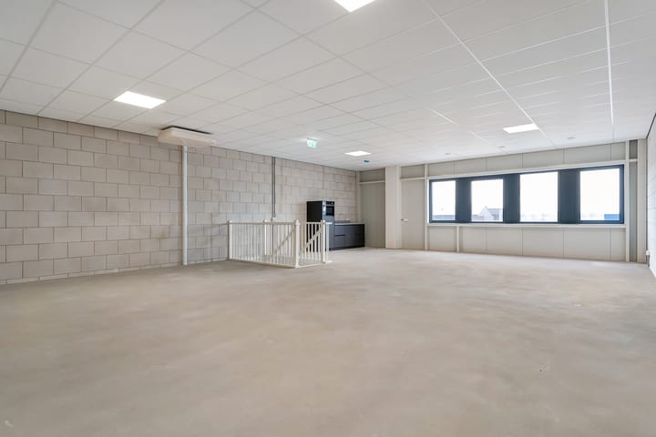 Buitenes 8-a, Staphorst