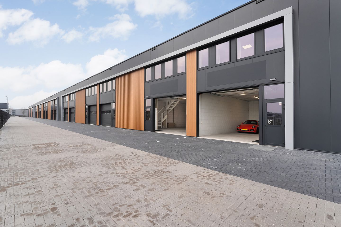 Bekijk foto 5 van Buitenes 8-a