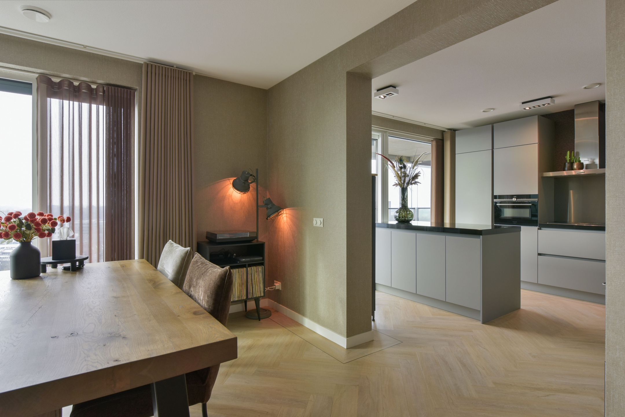 Foto 9 van Leemhorststraat 102