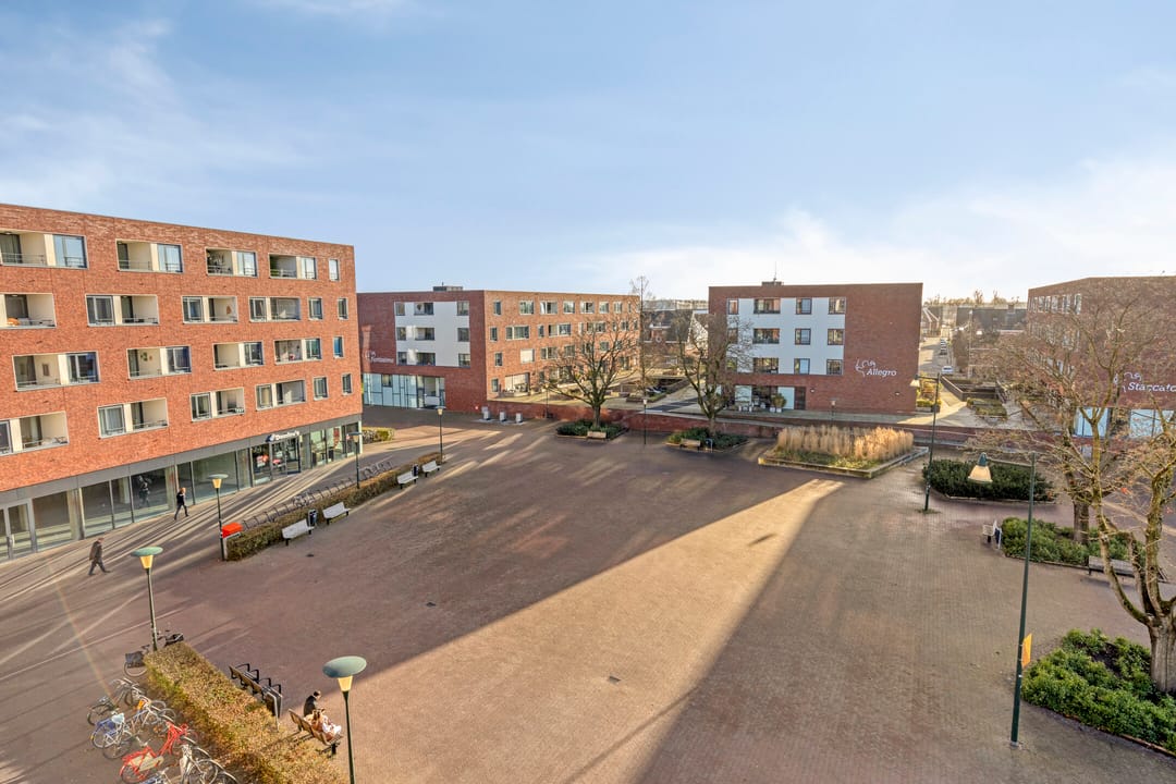 Foto 32 van Dirigentplein 141