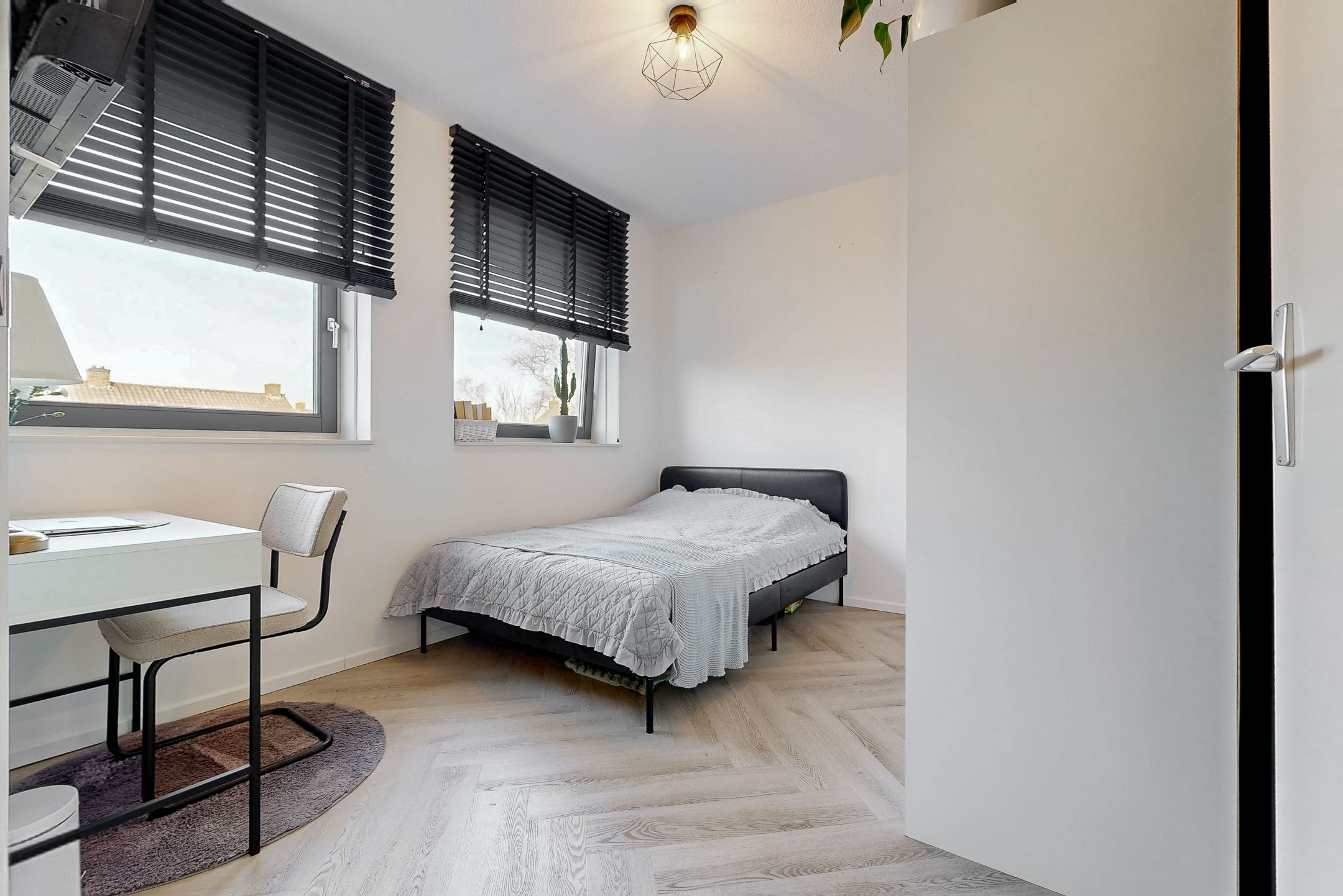 Foto 24 van De Vriendschap 1-P