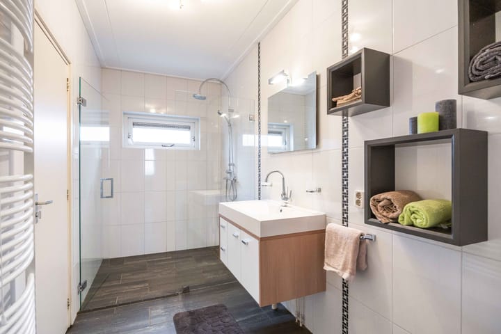 Foto 4 van Harlingerstraatweg 51