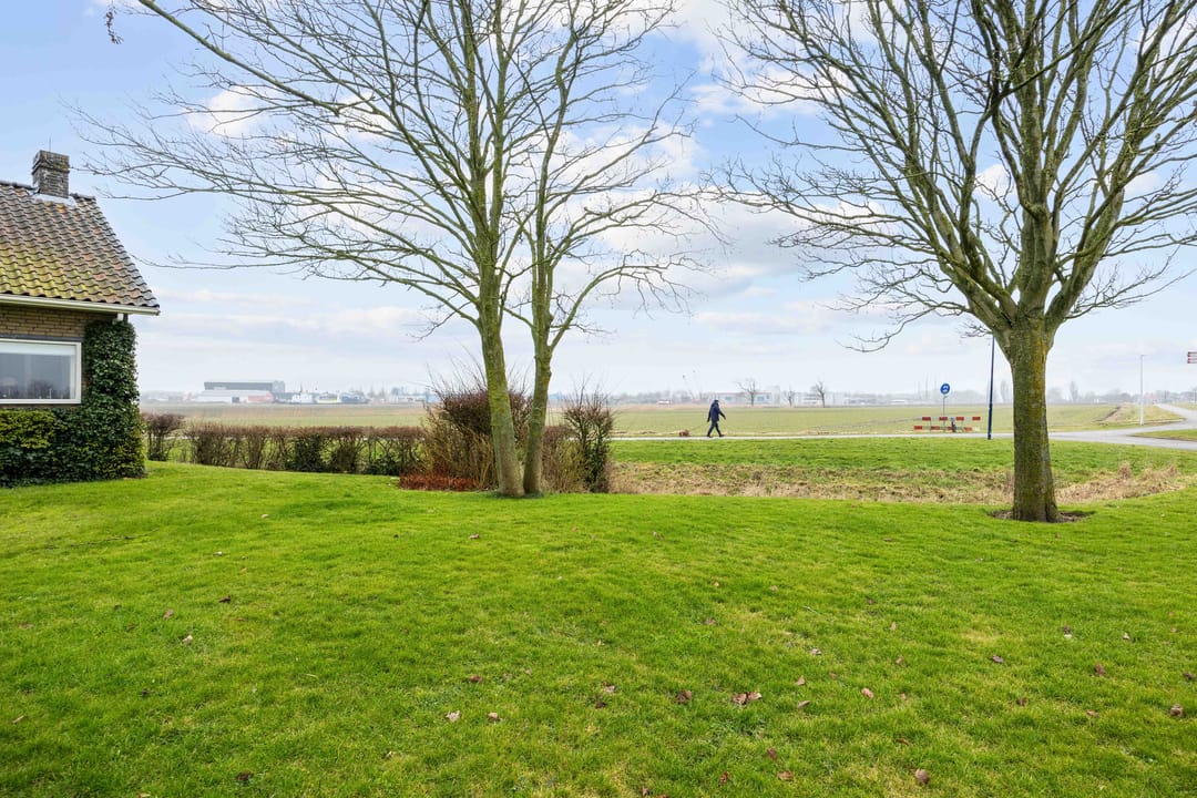 Foto 52 van Harlingerstraatweg 51