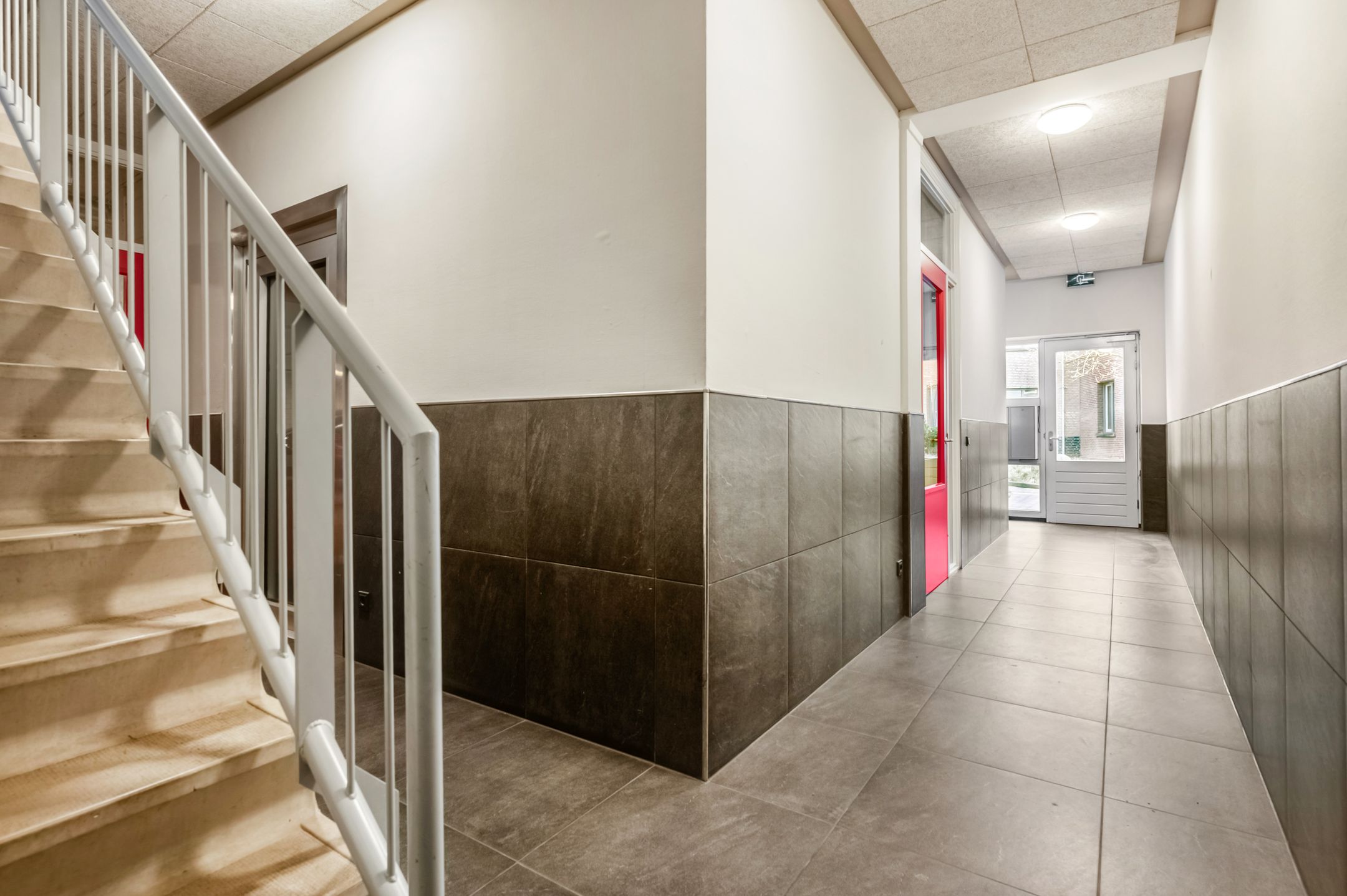 Foto 9 van Raadhuisplein 11-E