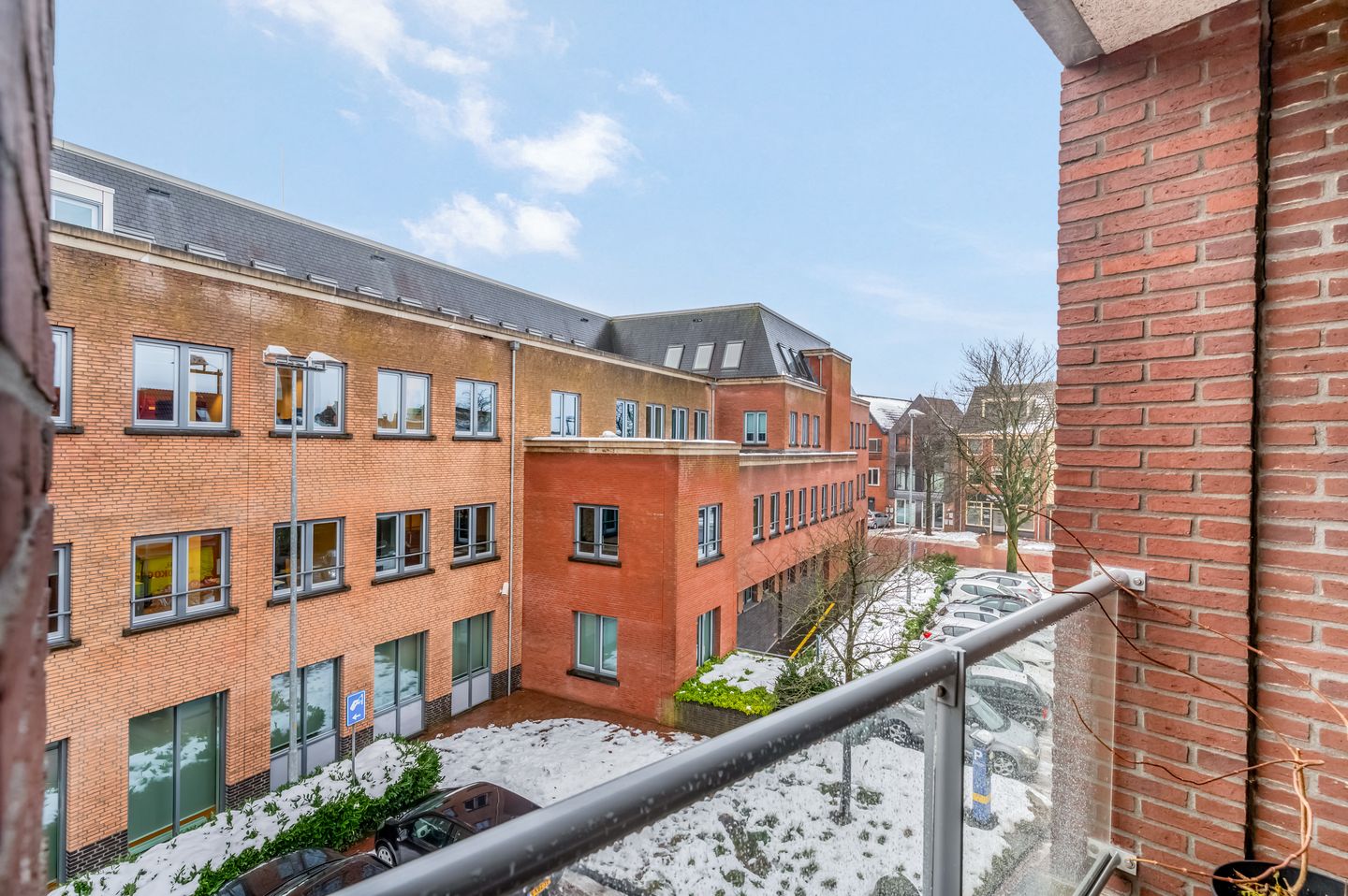 Foto 25 van Raadhuisplein 11-E