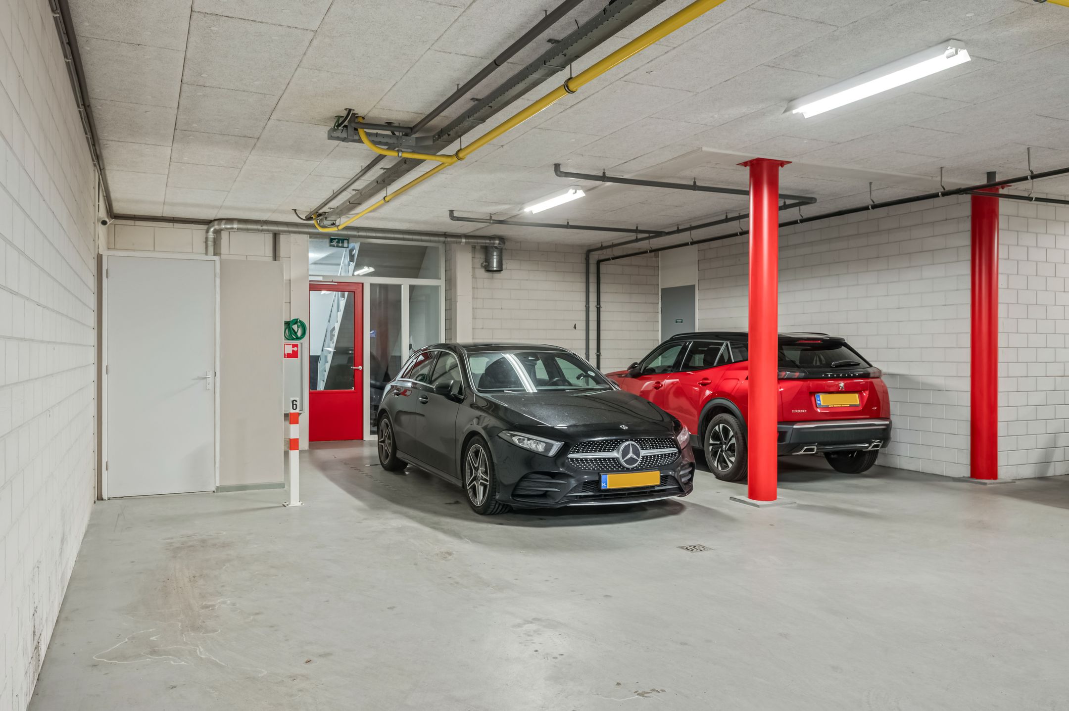 Foto 30 van Raadhuisplein 11-E