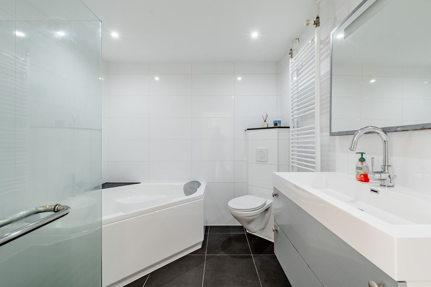 Foto 5 van Ernest Claeslaan 20