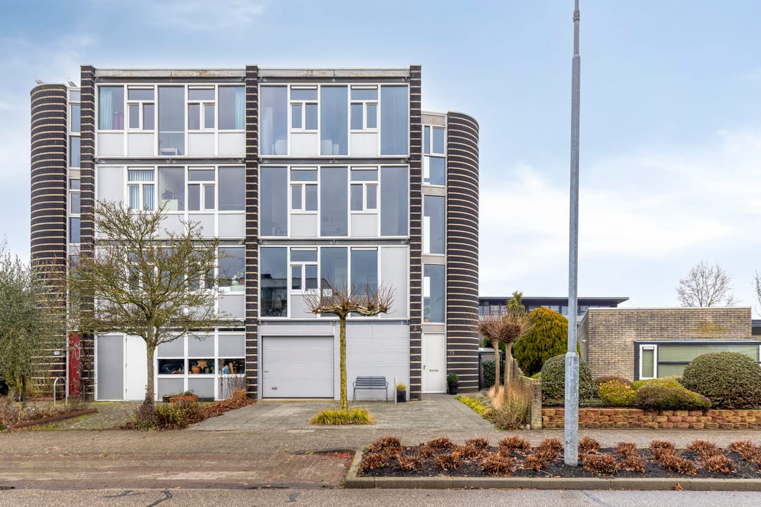 Photo 1 of Scholeksterstraat 11