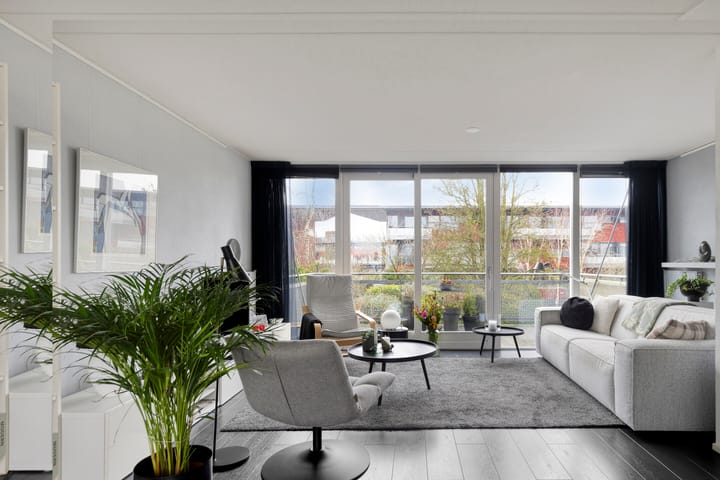 Photo 4 of Scholeksterstraat 11