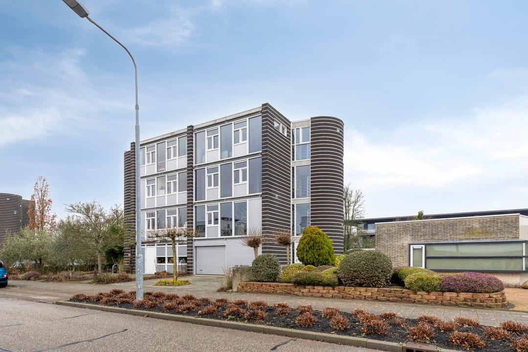 Photo 23 of Scholeksterstraat 11