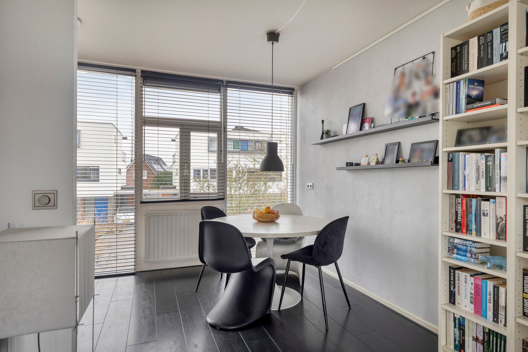 Photo 6 of Scholeksterstraat 11