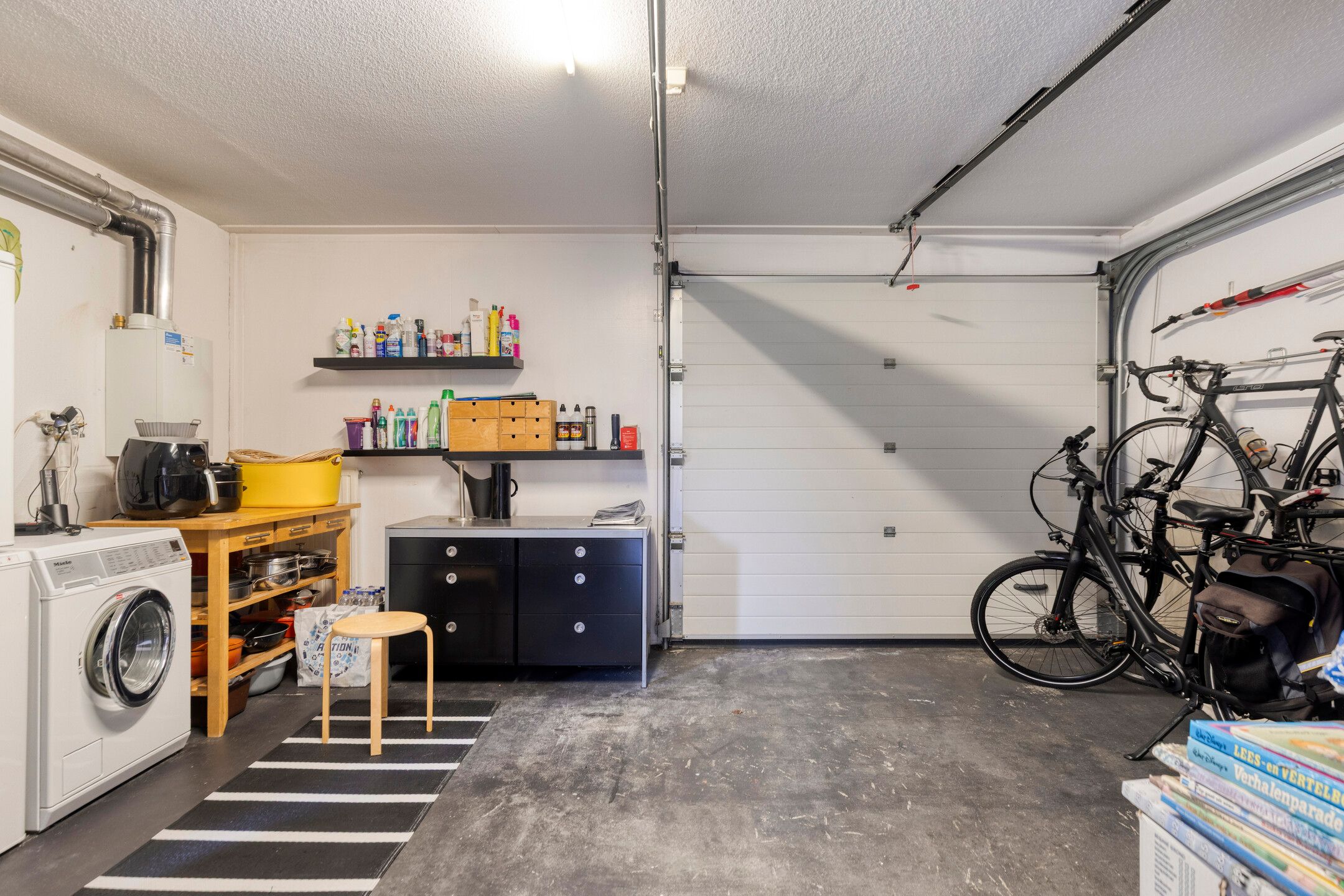 Photo 18 of Scholeksterstraat 11