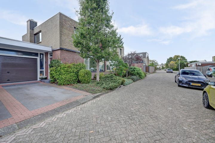 Foto 2 van Essenstraat 48