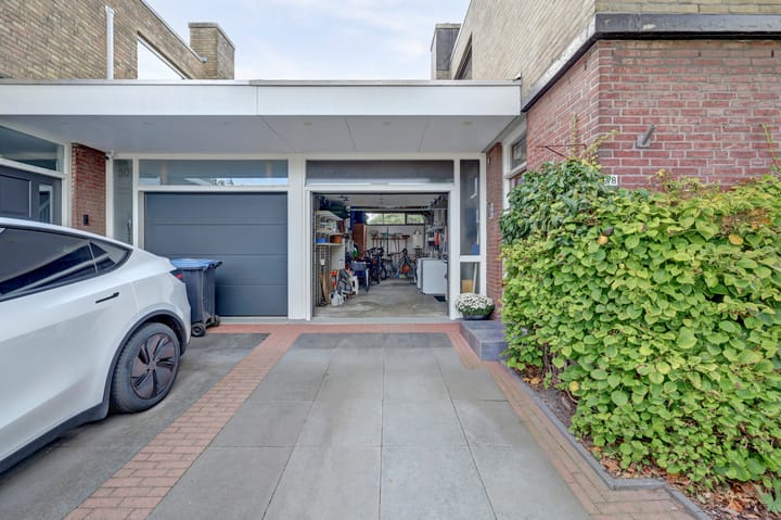 Foto 35 van Essenstraat 48