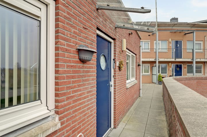 Blaak 105 main image