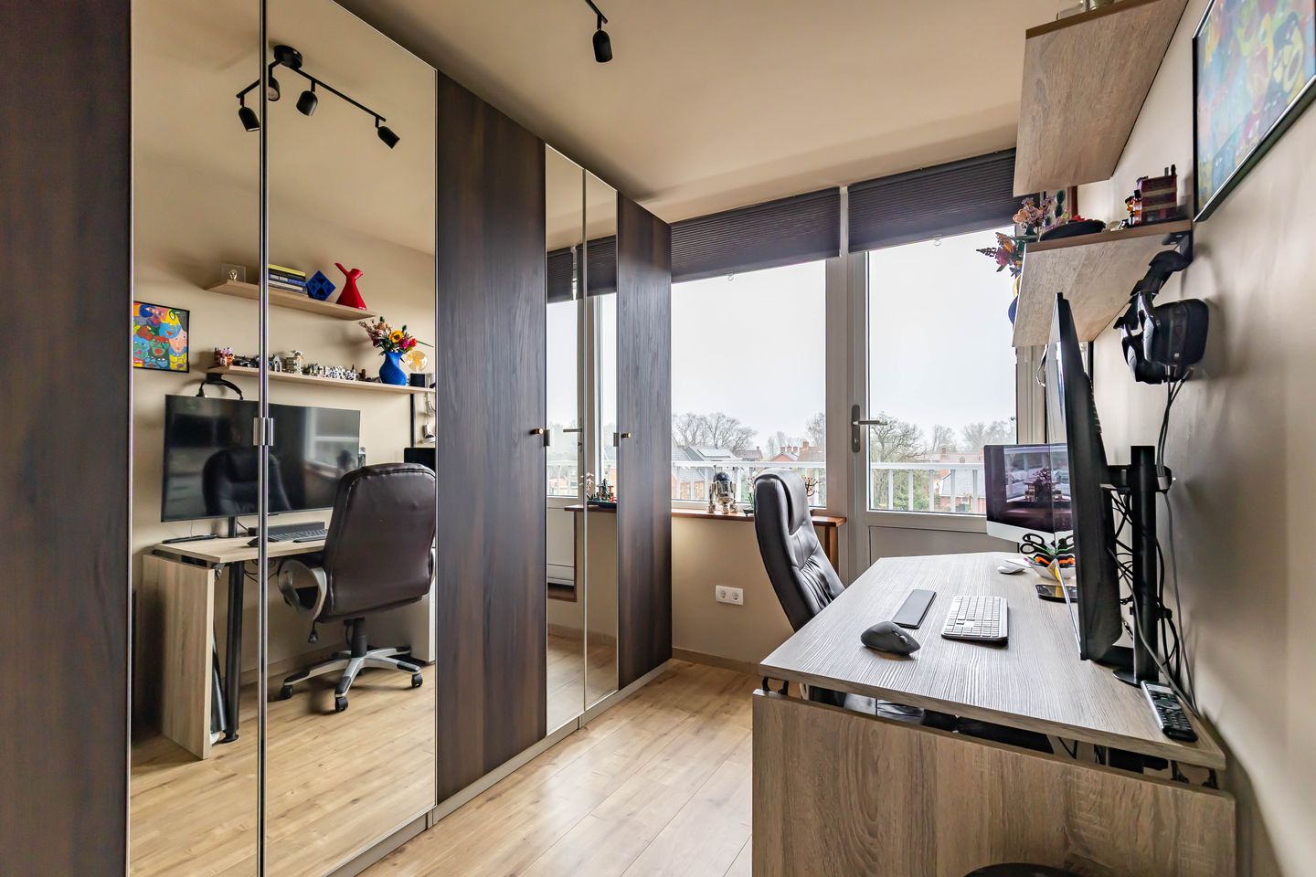 Photo 35 of Meerpaal 370