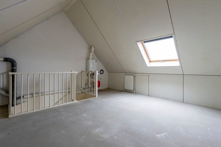 Foto 19 van Helmbloemwal 22