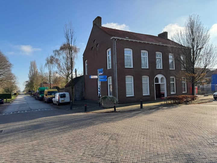 Foto 2 van Schoolstraat 2