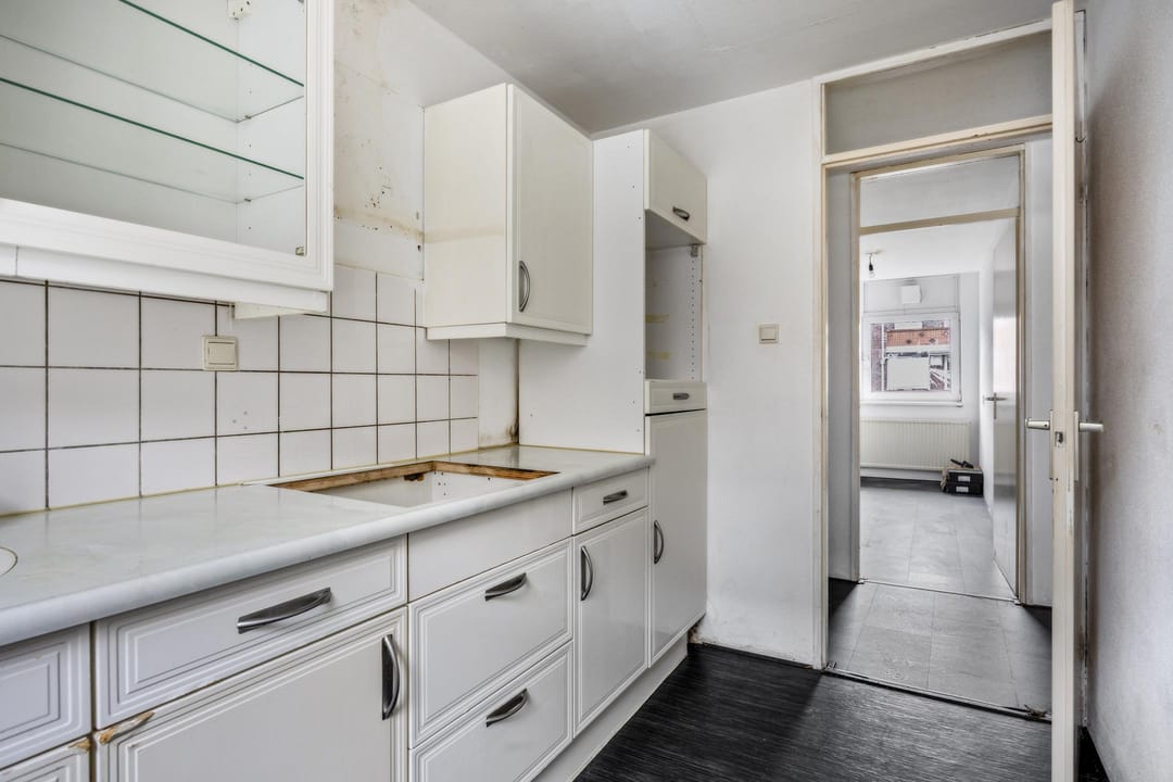 Foto 8 van Veelzigtstraat 8-02R