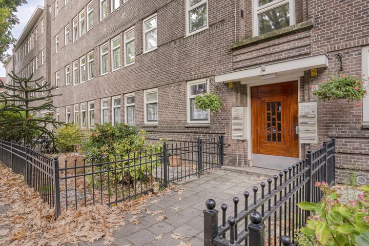 Foto 2 van Veelzigtstraat 6-02R