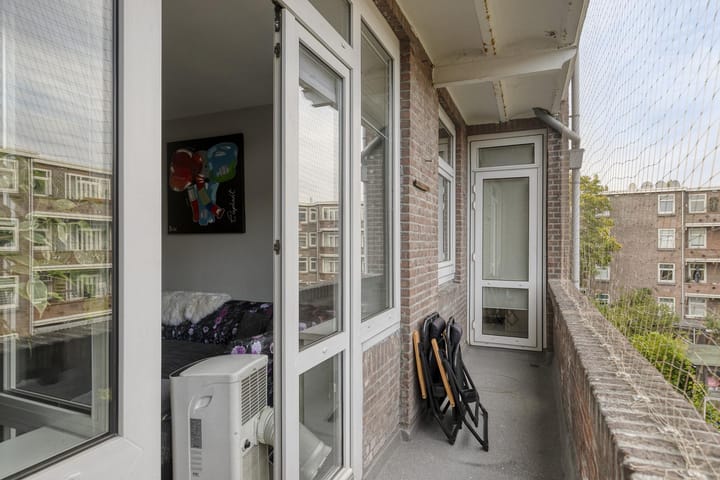 Foto 16 van Veelzigtstraat 6-02R