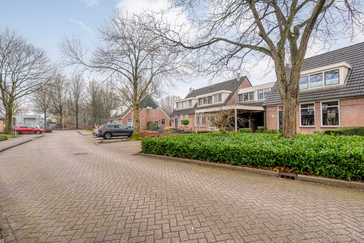 Photo 32 of Gruttostraat 13