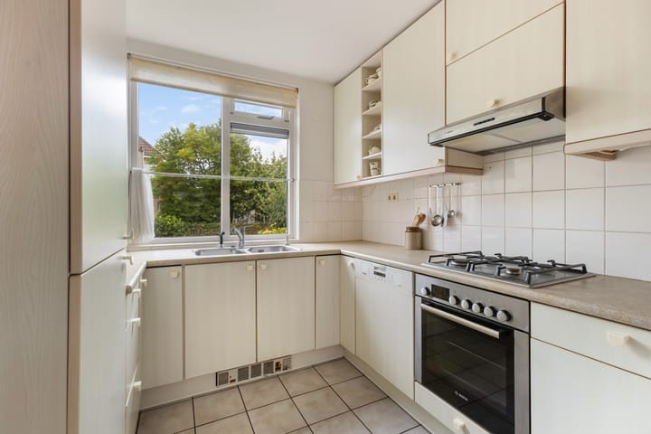 Foto 10 van Korenbloem 1-B