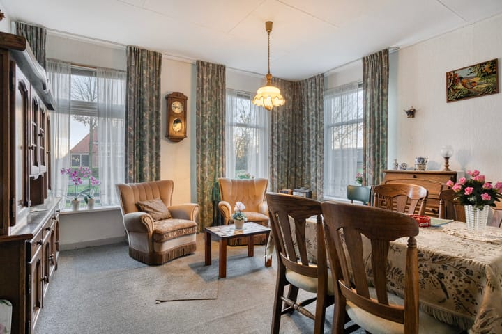 Vrijstaande woning te koop: Wedzebuorren 31, Twijzel