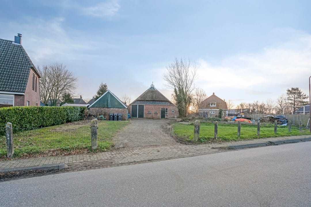 Photo 37 of Wedzebuorren 31