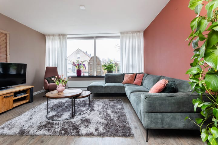 Foto 2 van Middelweg 25