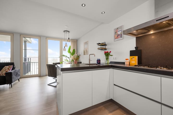 Foto 6 van Razende Bol 15