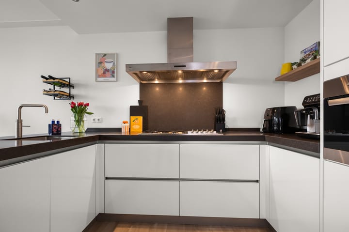 Foto 8 van Razende Bol 15