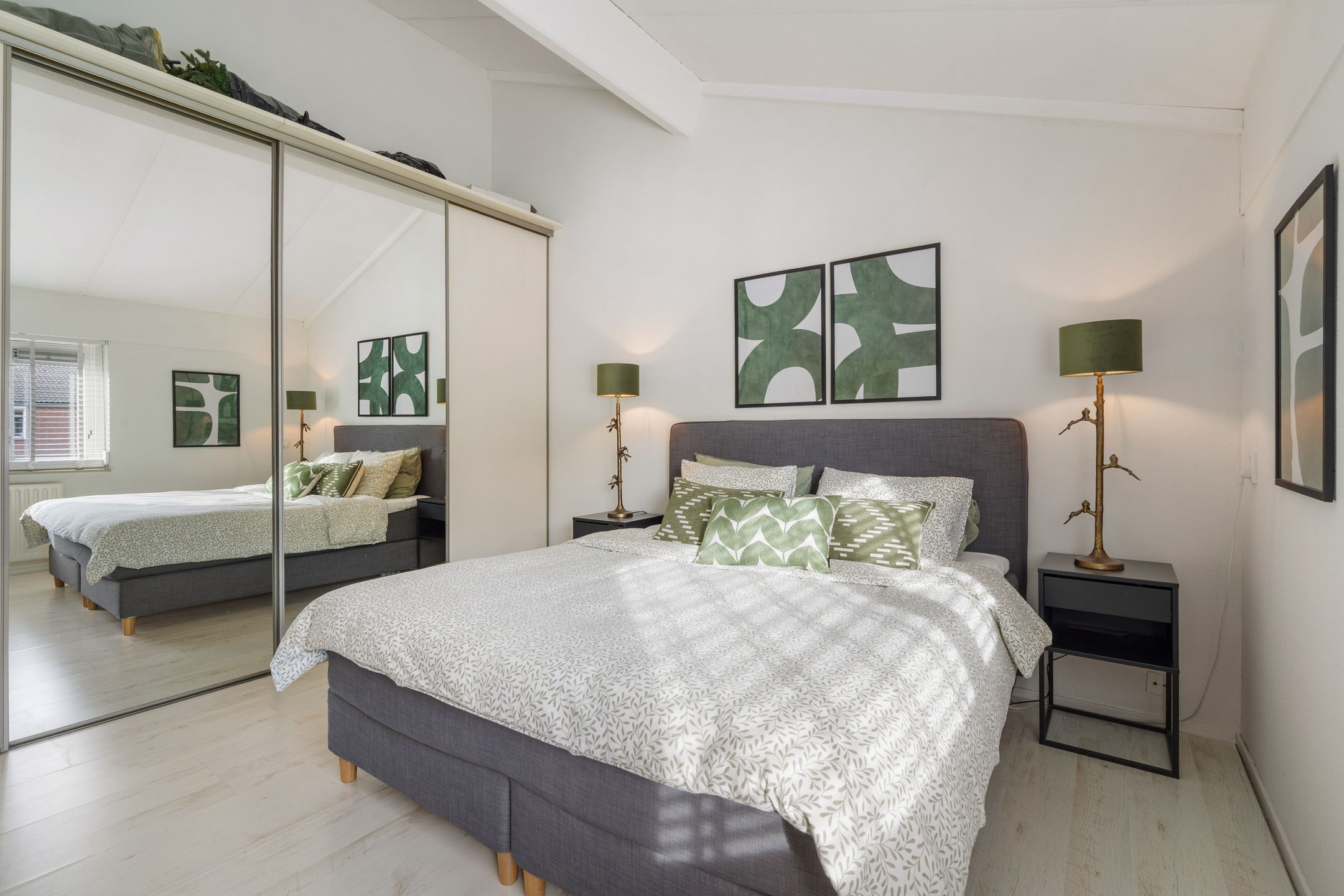 Foto 27 van Victor Slingelandstraat 9