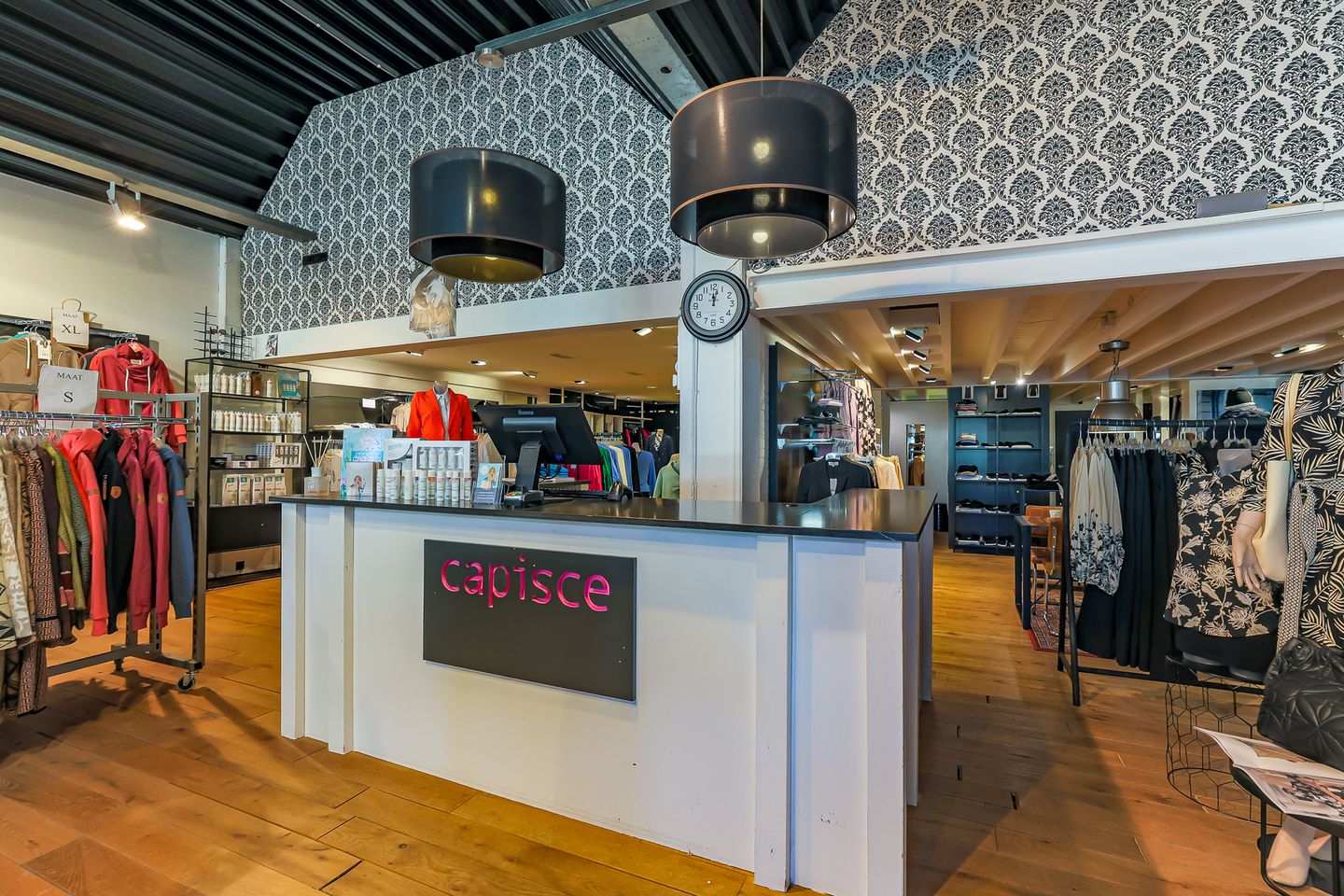 View photo 5 of de Dam 36