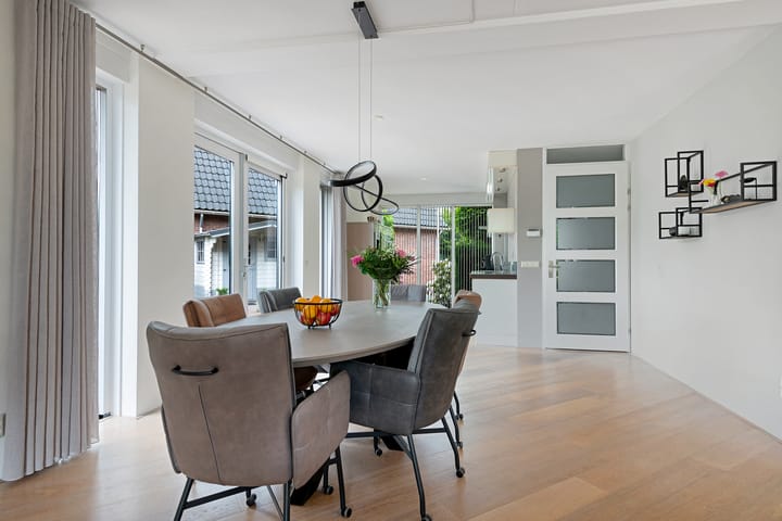 Photo 4 of Spectrum 21