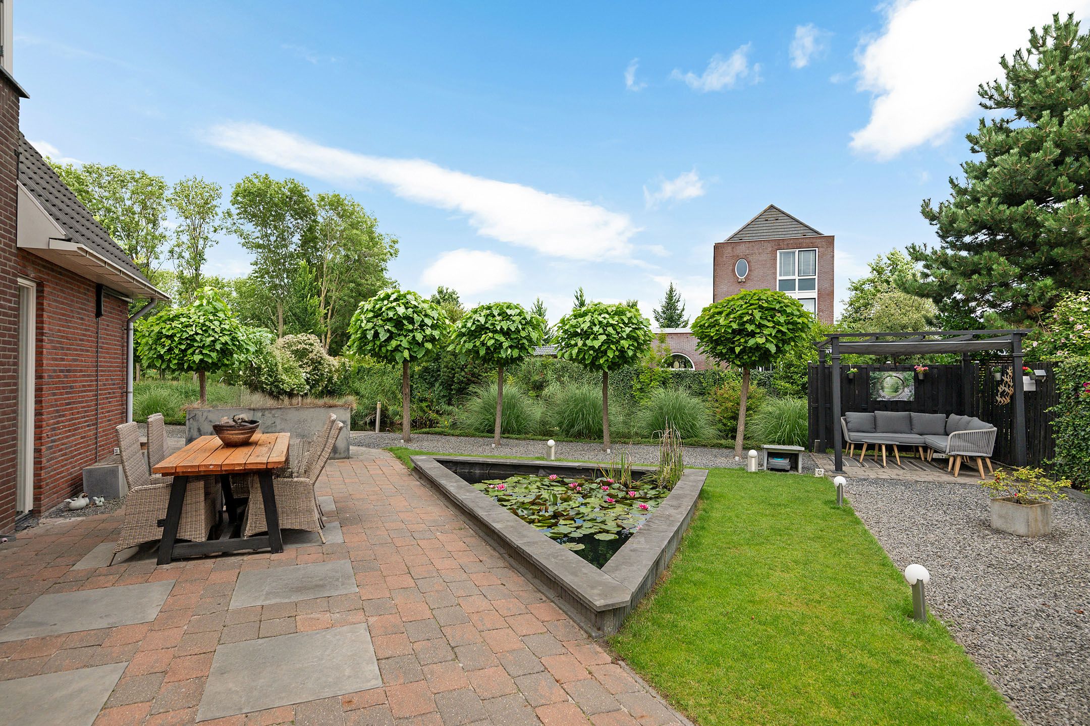 Photo 9 of Spectrum 21