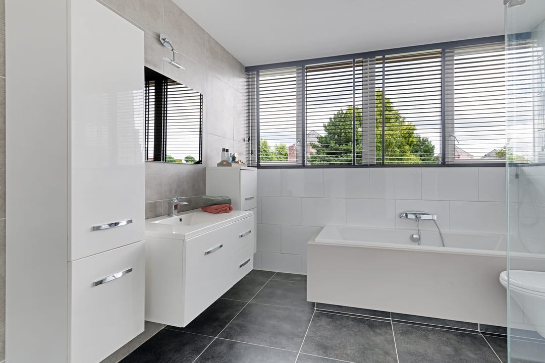 Photo 22 of Spectrum 21