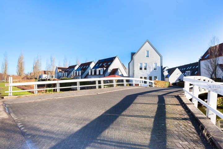 Photo 38 of Agaatvlindersingel 10